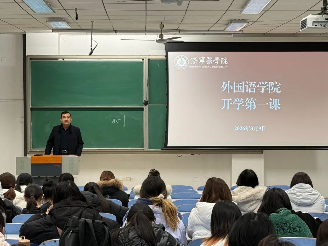 筑牢安全防线 护航青春成长|外国...